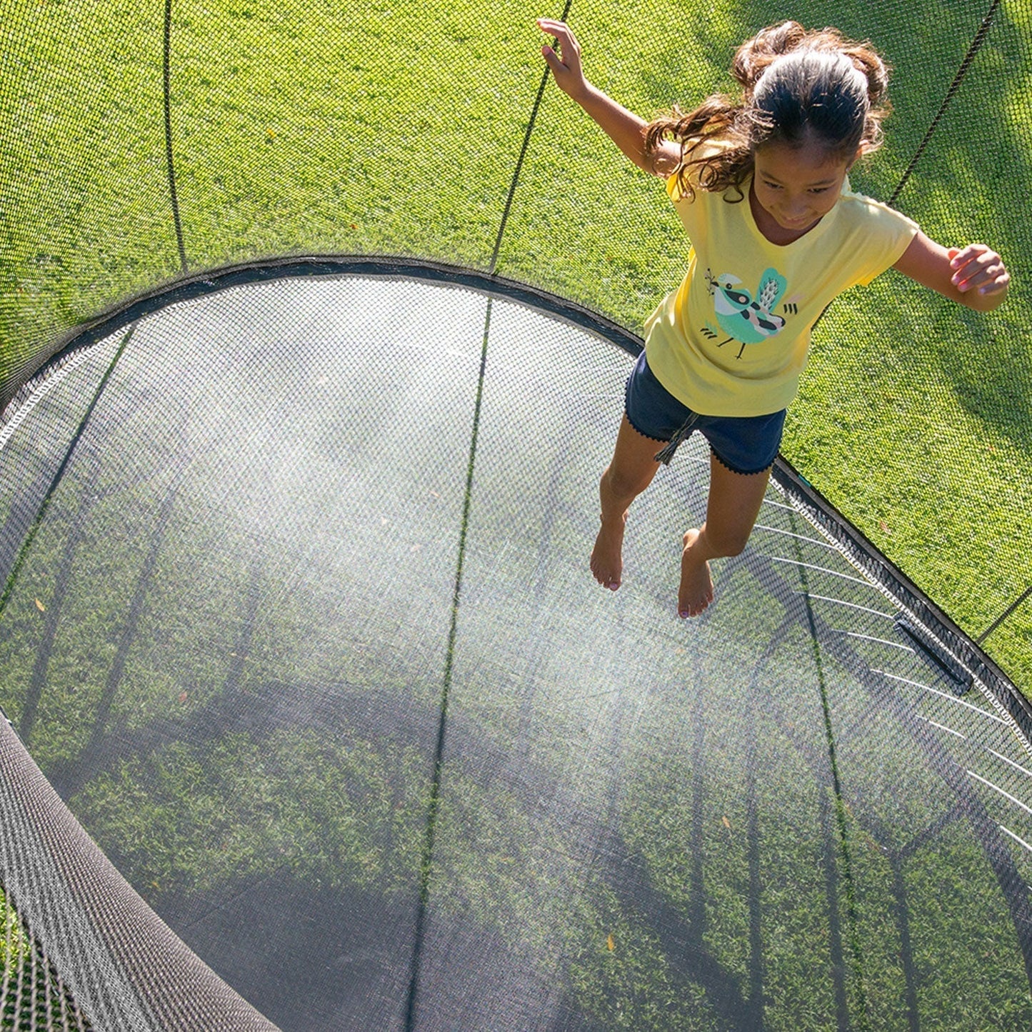 Springfree Outdoor 8x11 Ft. Trampoline With Enclosure, Hoop Game and Step Ladder - Go Little Ones