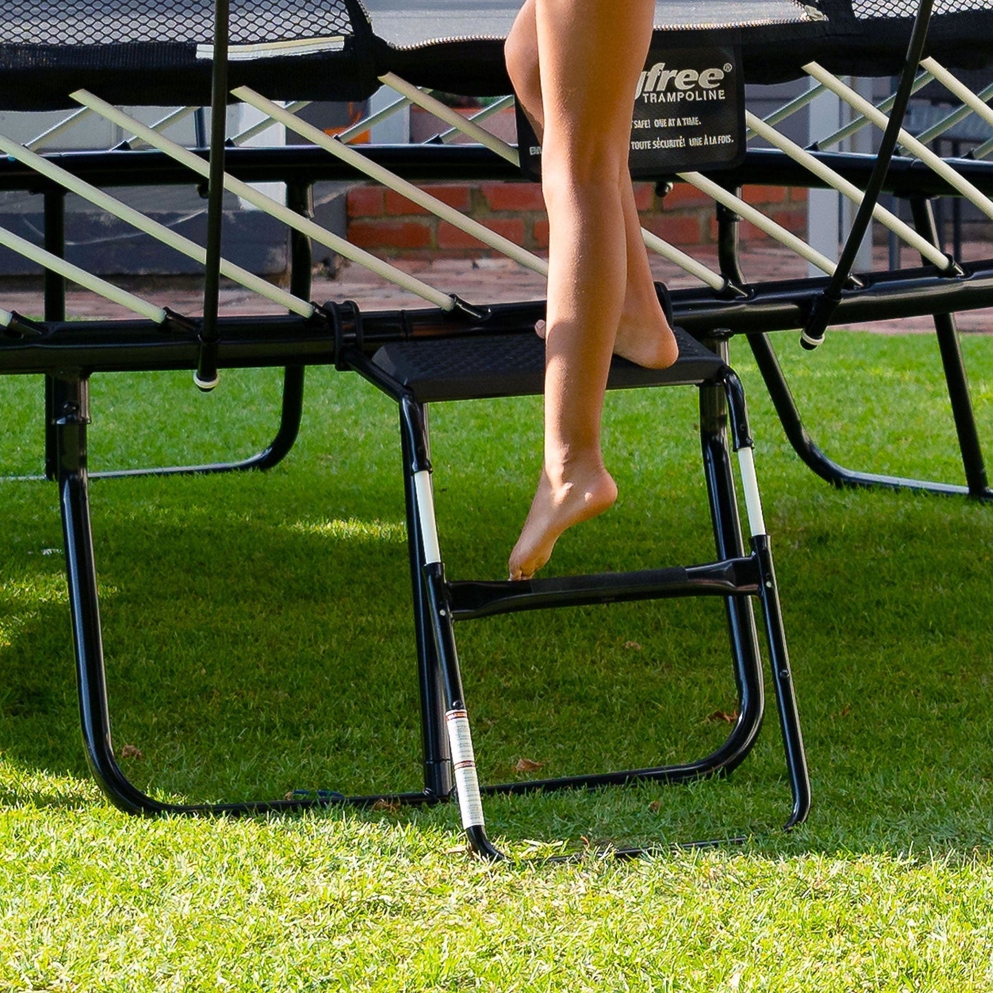 Springfree Trampoline Kids Oval 8x13 Ft. With FlexrStep V2 Safety Ladder - Go Little Ones
